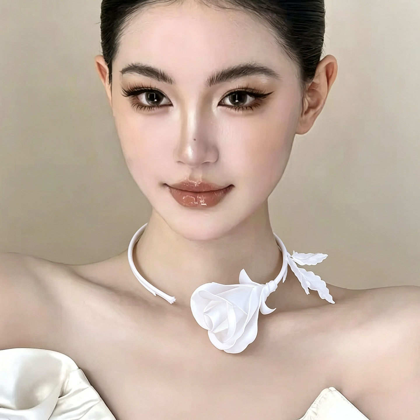 Moda Takı El Yapımı Beyaz Siya - Women Formal Wear Black And White incelemesi ve fiyatı